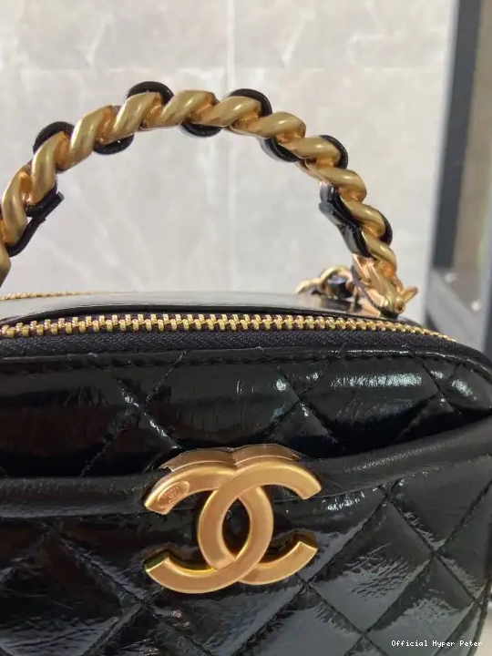 HyperPeter VANITY CHANEL CASE SMALL 0527